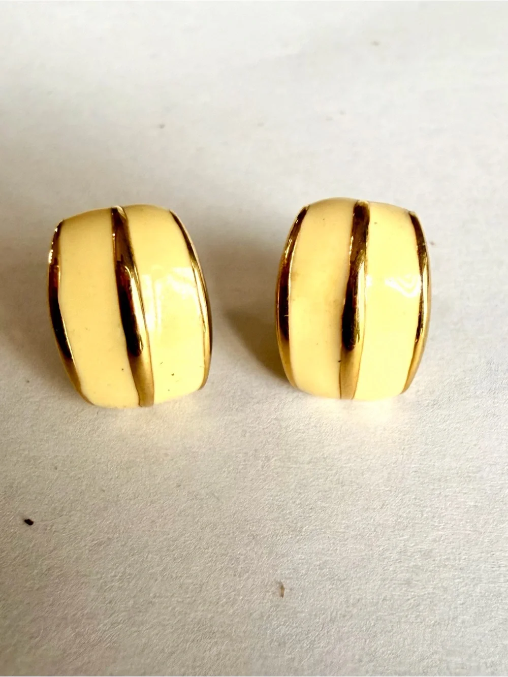 Napier Vintage Gold-Tone and Cream Yellow Enamel Earrings Stud Retro